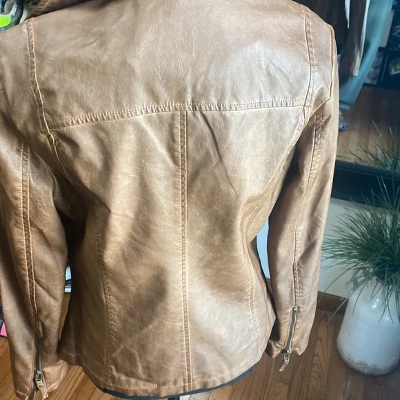Camel leather jacket - Picture 4 of 5